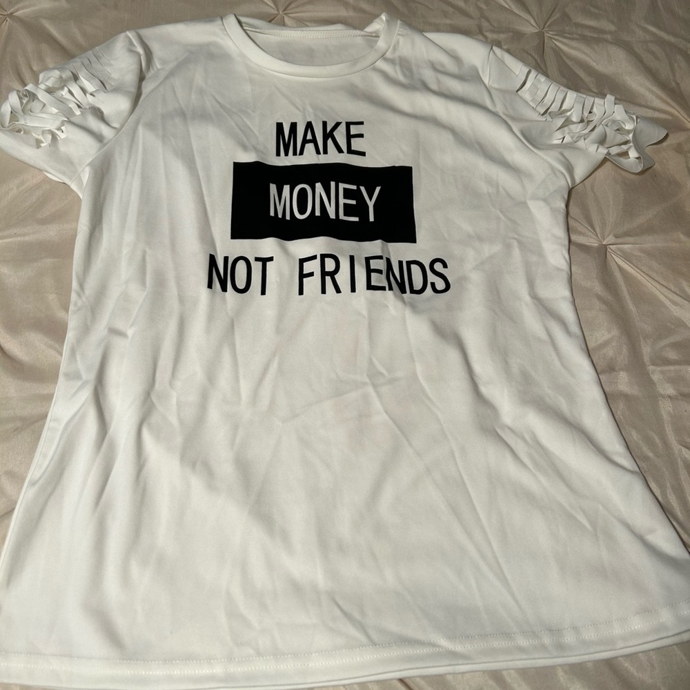 Women’s tee
